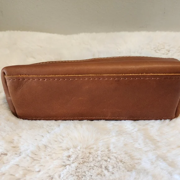 Portland Leather Goods Small Bundle - Picture 4 of 16